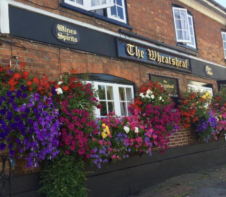 Hotel The Wheatsheaf Bramley  Exterior foto