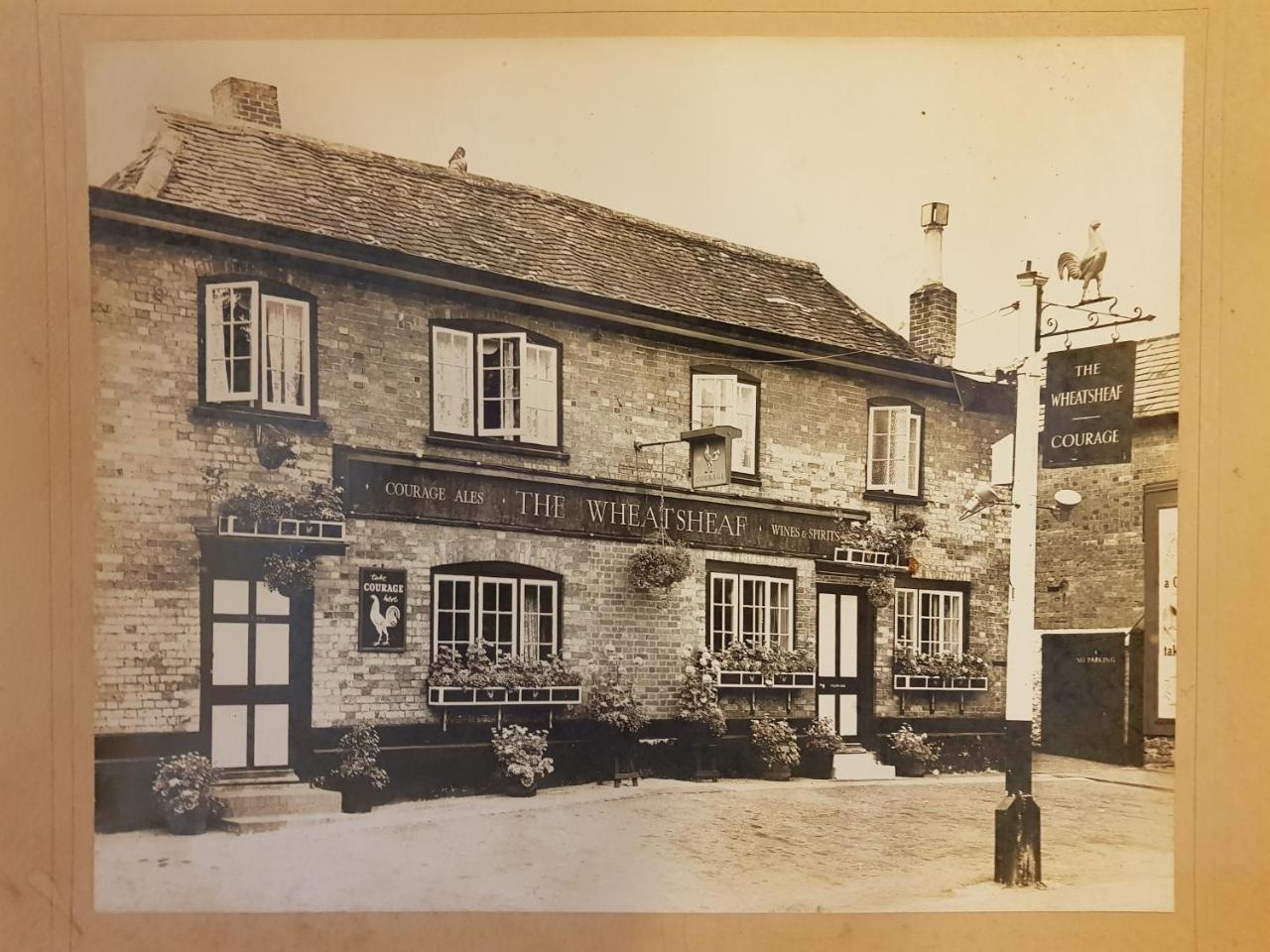 Hotel The Wheatsheaf Bramley  Exterior foto